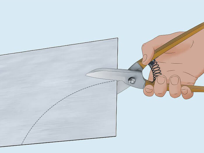 ম্যানুয়াল-কাটিং-অফ-অ্যালুমিনিয়াম-শীট