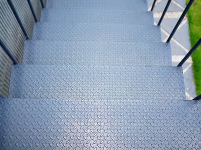 Aluminum-Diamond-Stair-Treads