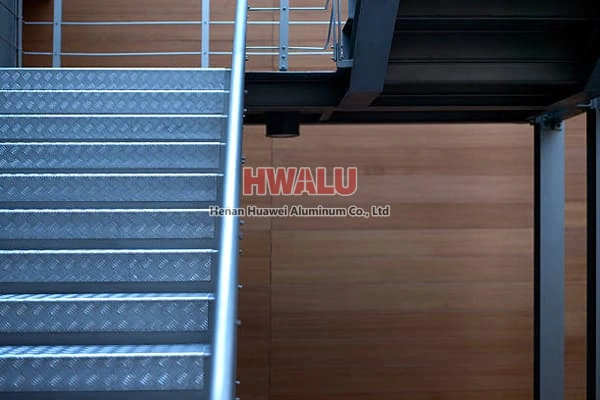 Placa de piso de alumínio anodizado para andar de cima